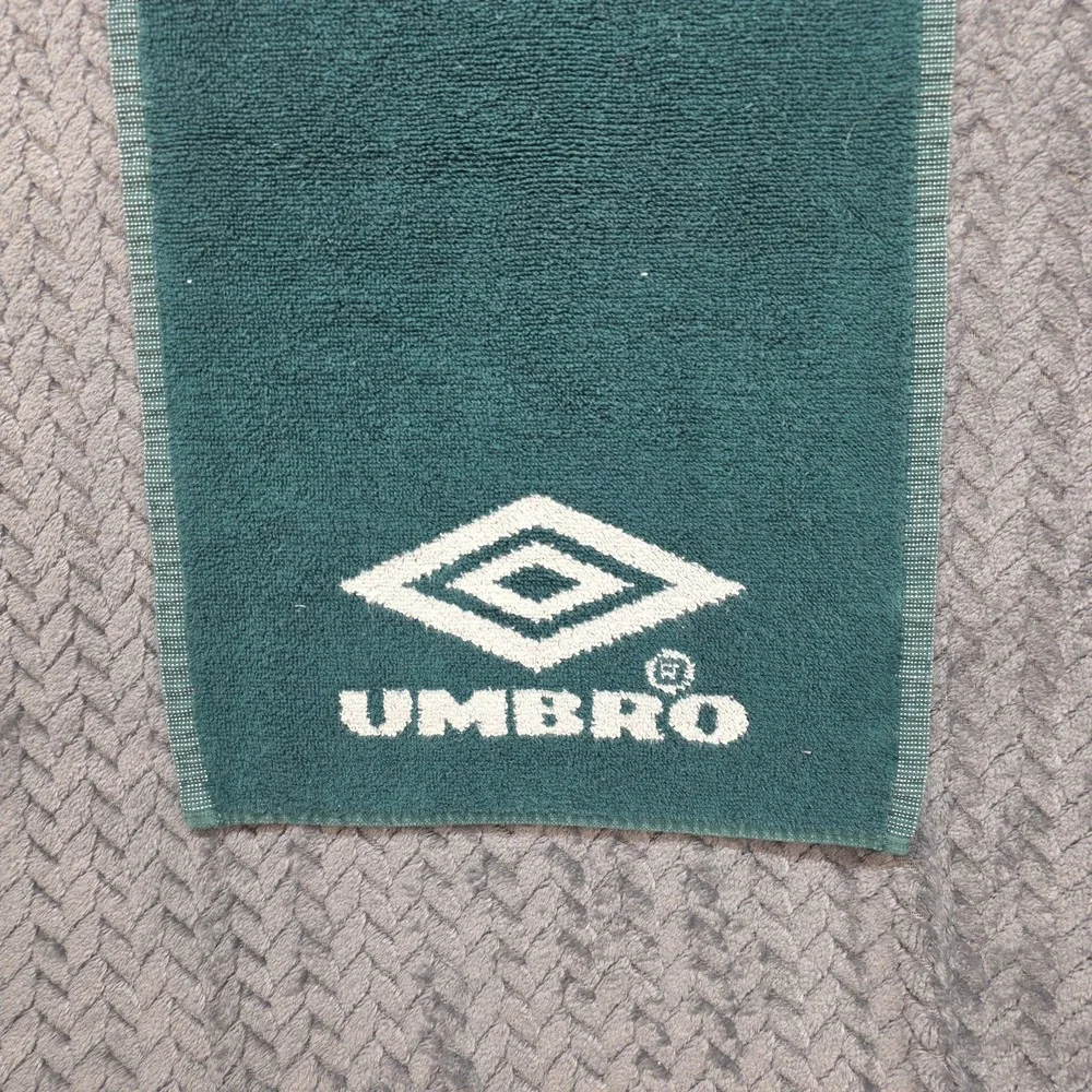 Vintage Umbro USA Cup Soccer‎ Towel Green White Double Sided Cotton 35 x 9.5